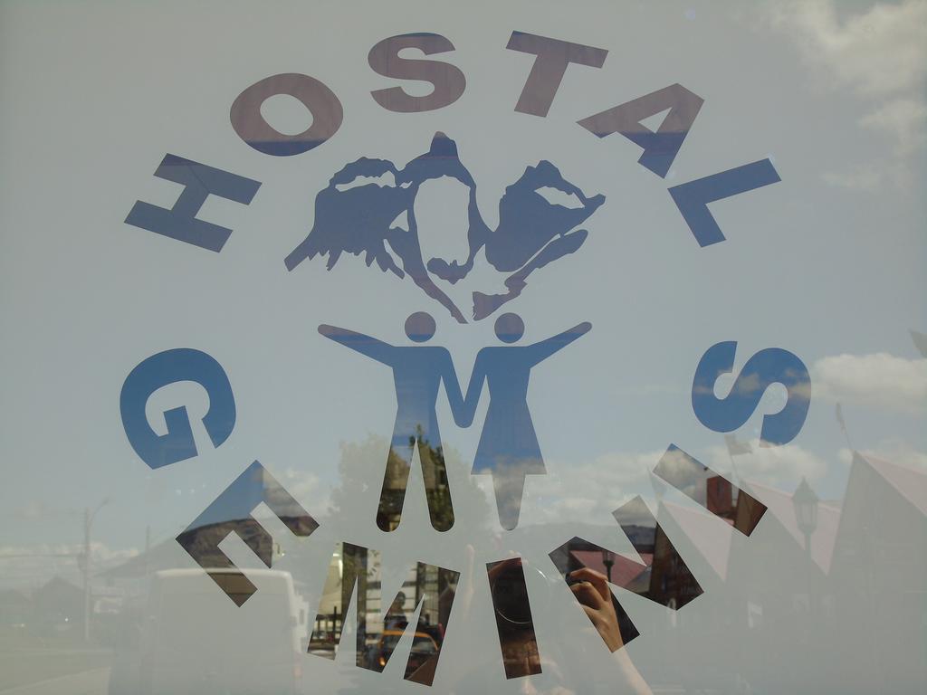 Hostal Geminis Пуерто Наталес Екстериор снимка